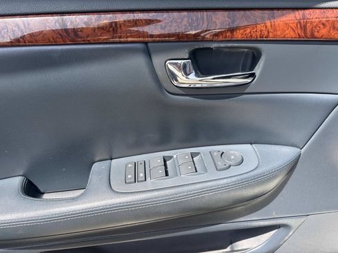 Used 2007 Cadillac DTS FWD image 6