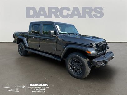 New 2025 Jeep Gladiator Sport