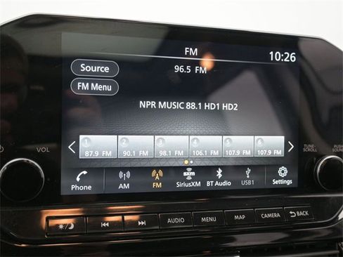 Used 2024 Nissan Pathfinder Platinum image 17