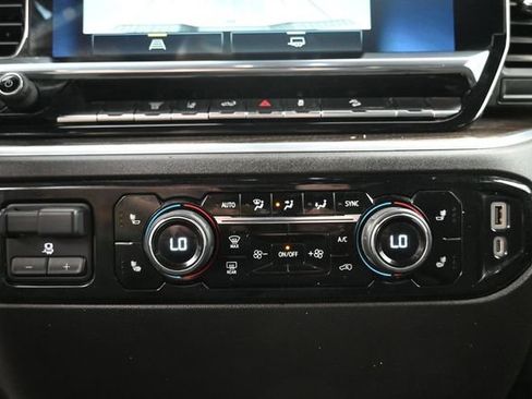 Used 2025 Chevrolet Silverado 2500 LT AWD/4WD image 25