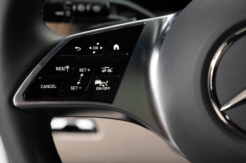 New 2027 Mercedes-Benz GLC 300 image 15