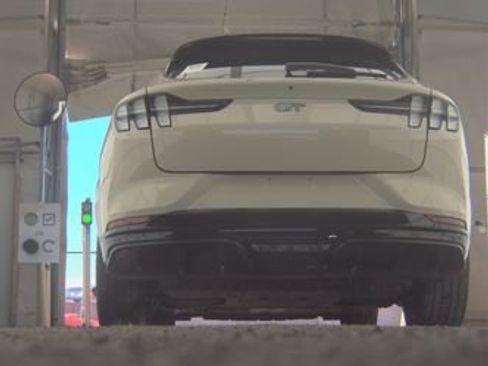 Used 2025 Ford Mustang Mach-E GT image 6