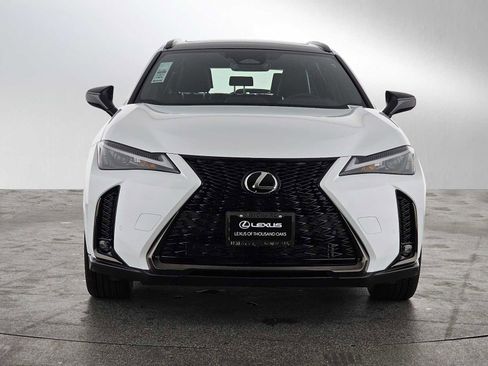 New 2026 Lexus UX 300h AWD image 8