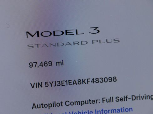 Used 2019 Tesla Model 3 image 26