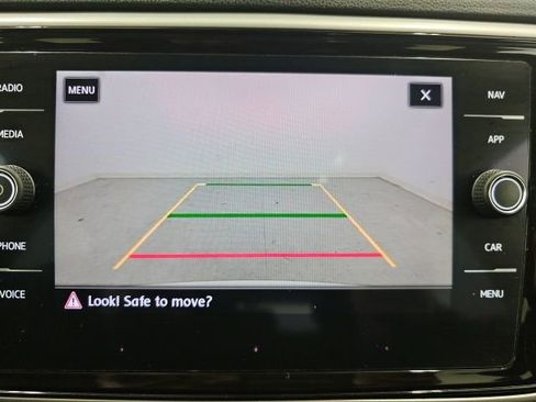 Used 2021 Volkswagen Atlas SEL Premium image 26