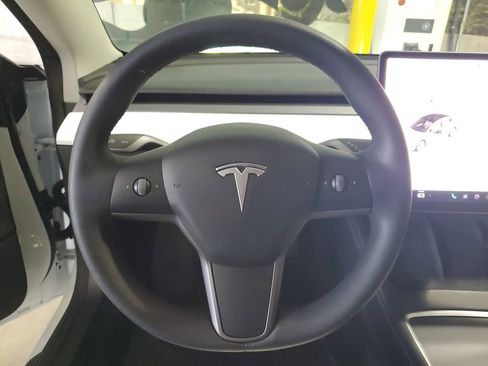 Used 2021 Tesla Model 3 Standard Range Plus RWD image 29