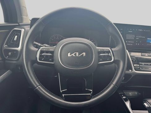 Used 2023 Kia Sorento S AWD/4WD image 12