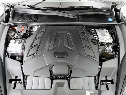 New 2026 Porsche Cayenne Turbo GT image 31