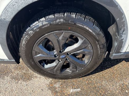 Used 2020 Subaru Outback Onyx Edition XT image 6