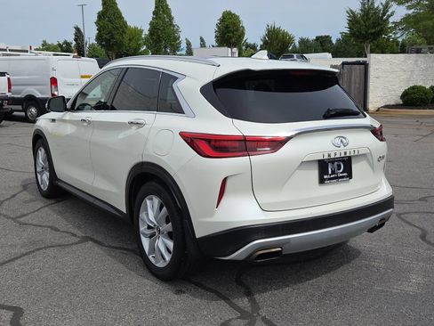 Used 2019 INFINITI QX50 Essential w/ Premium Heat Package AWD/4WD image 13