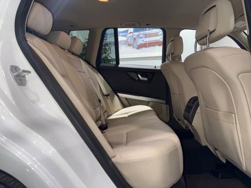 Used 2015 Mercedes-Benz GLK 350 2WD image 62