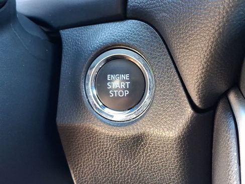 Certified 2025 Toyota RAV4 XLE AWD/4WD image 27