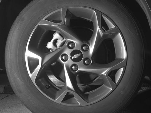 Used 2025 Chevrolet Trax LT image 15