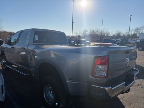 Used 2023 RAM 3500 Big Horn w/ Level 1 Equipment Group image 3