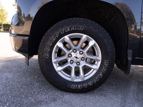 Used 2023 Chevrolet Silverado 1500 RST w/ Z71 Off-Road Package image 41