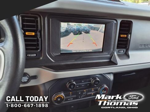 Used 2022 Ford Bronco Badlands image 19