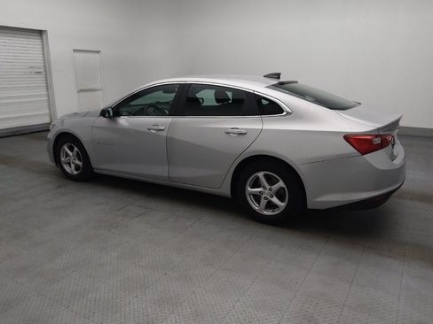Used 2017 Chevrolet Malibu LS FWD image 3