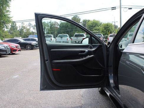 Used 2020 Hyundai Sonata SEL w/ Convenience Package FWD image 12
