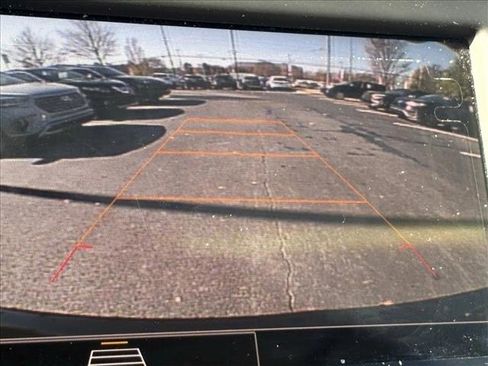 Used 2023 Chevrolet Equinox LS w/ LS Convenience Package image 10