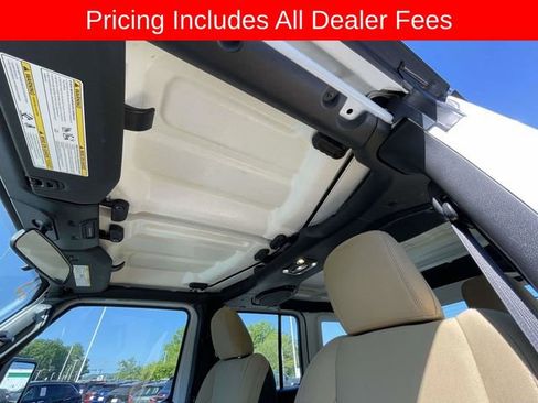 Used 2023 Jeep Wrangler Unlimited Sport AWD/4WD image 25