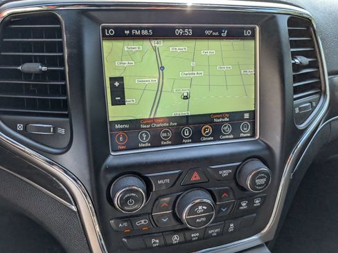 Used 2018 Jeep Grand Cherokee Limited w/ Luxury Group II RWD image 23