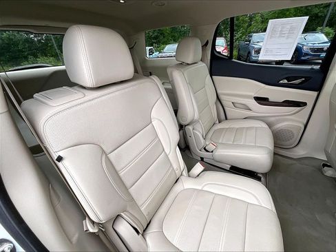 Used 2023 GMC Acadia Denali AWD/4WD image 15