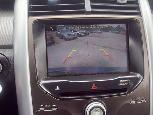 Used 2014 Ford Edge SEL w/ Equipment Group 205A FWD image 31