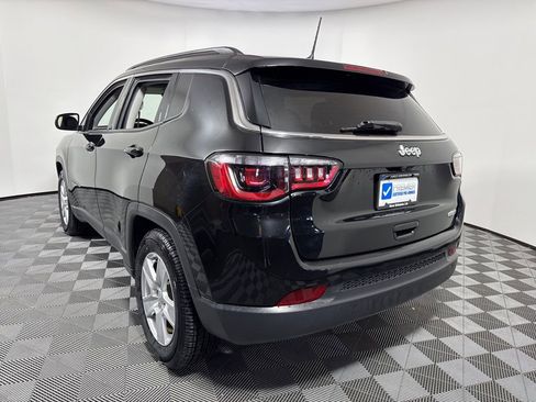 Used 2022 Jeep Compass Latitude image 5