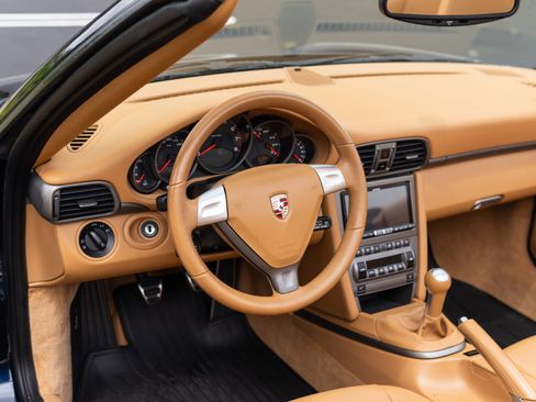 Used 2008 Porsche 911 Carrera RWD image 31