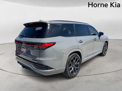 Used 2025 Lexus TX 500h AWD w/ Technology Package image 4