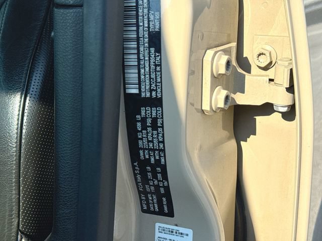 Used 2015 Jeep Renegade Limited AWD/4WD image 34