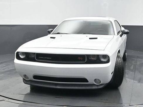 Used 2012 Dodge Challenger R/T image 3