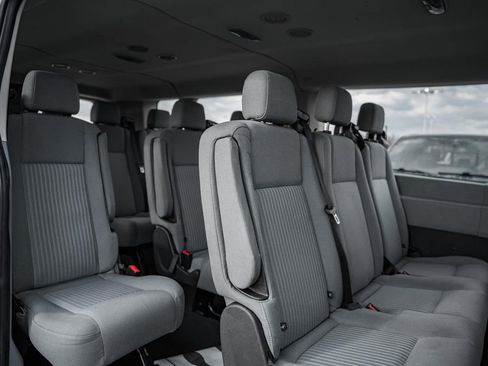 Used 2015 Ford Transit 350 XLT image 26