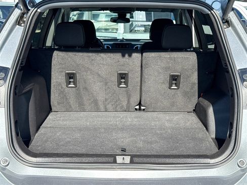 Used 2024 Chevrolet Equinox LT image 9