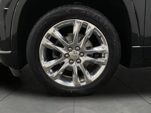 Used 2019 Chevrolet Traverse High Country AWD/4WD image 14