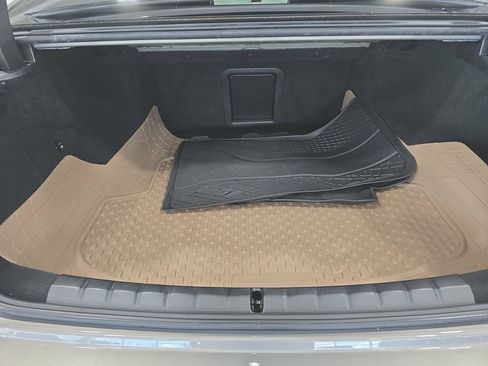 Certified 2023 BMW i7 xDrive60 w/ Executive Package 2 AWD/4WD image 11