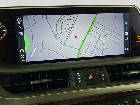 Used 2021 Lexus ES 350 F Sport image 13