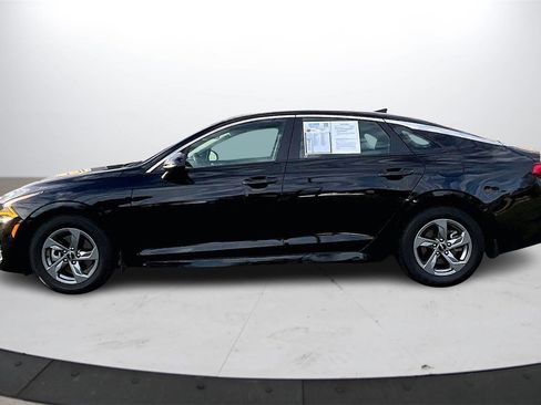 Used 2022 Kia K5 LXS image 6