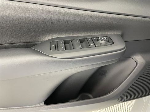 New 2026 Toyota Prius Plug-In Hybrid image 19