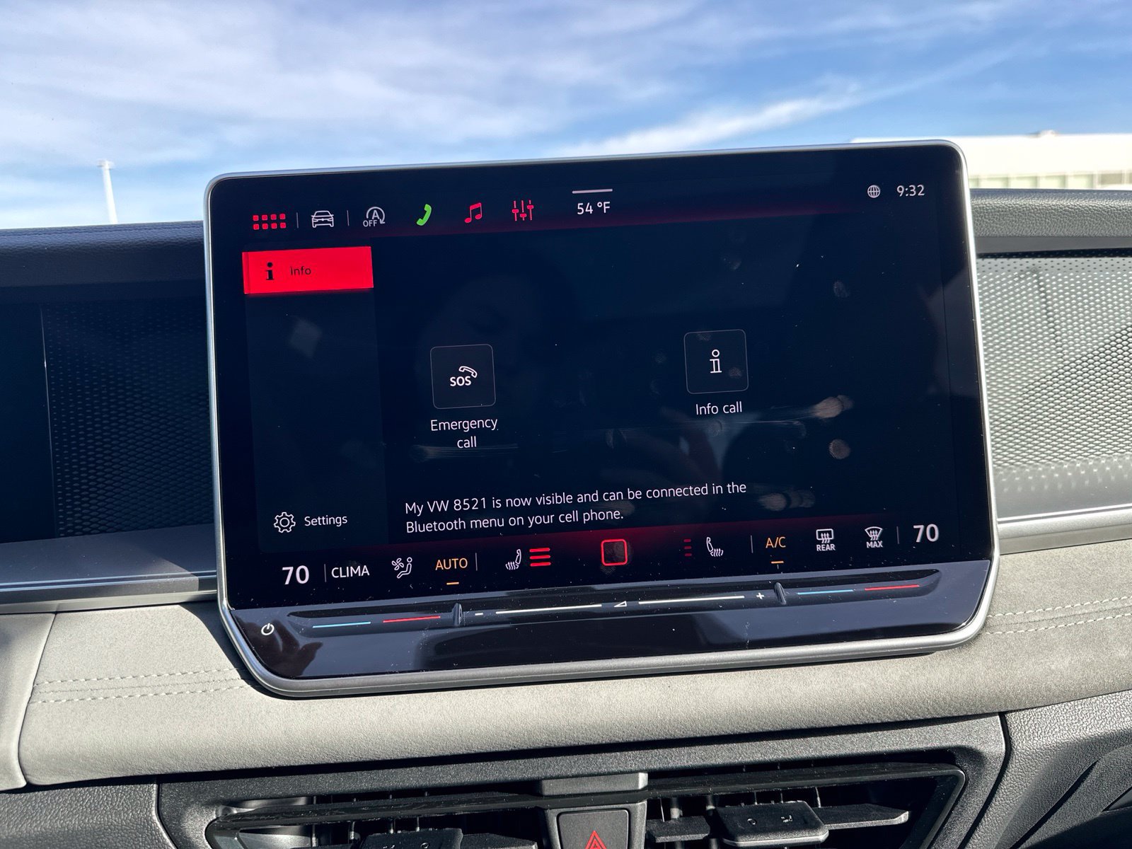 New 2026 Volkswagen Tiguan SE R-Line AWD/4WD image 52