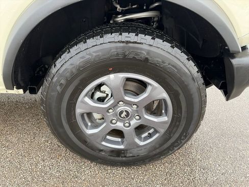 Used 2025 Ford Bronco Big Bend image 10