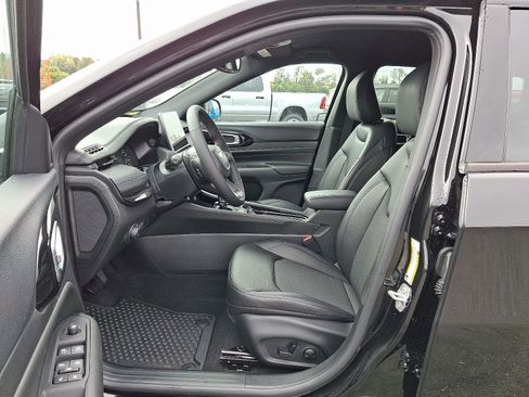 New 2026 Jeep Compass Latitude w/ Quick Order Package 29K AWD/4WD image 7