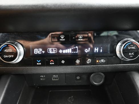 Used 2022 Mitsubishi Outlander SEL FWD image 15