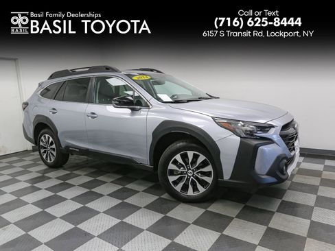 Used 2024 Subaru Outback Limited XT image 1