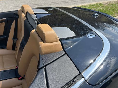 Used 2016 Mercedes-Benz E 550 Cabriolet image 23