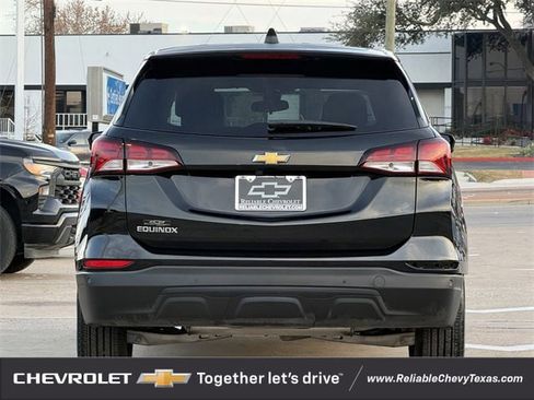 Certified 2024 Chevrolet Equinox LS w/ LS Convenience Package image 7