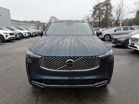 New 2026 Volvo XC90 B6 Plus w/ Protection Package Premier AWD/4WD image 10