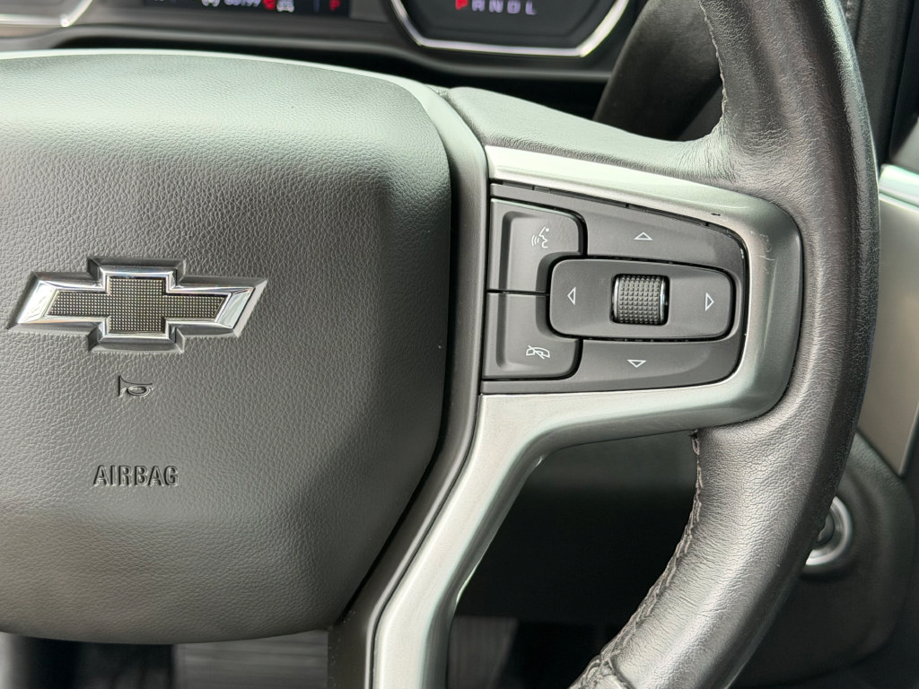 Used 2021 Chevrolet Silverado 1500 LT Trail Boss w/ Convenience Package II AWD/4WD image 35