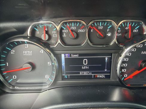 Used 2017 Chevrolet Silverado 1500 LT w/ All Star Edition RWD image 9