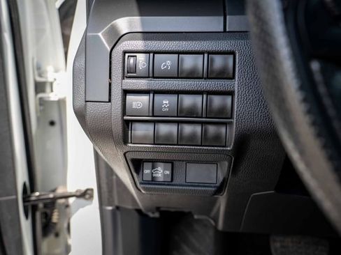Used 2024 Toyota Tacoma SR RWD image 31